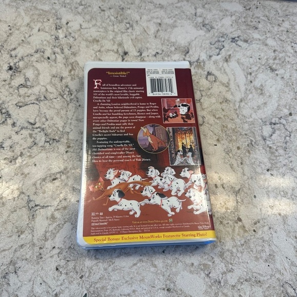 VHS Tape - Disney - 101‎ Dalmatians - Picture 2 of 4
